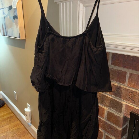 2 Old Navy Flounce mini dress - Black and Black/White patterned - Petite Small - Picture 5 of 7